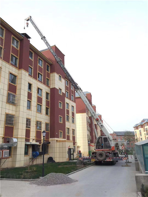 大方县跨街广告牌的高空安装注意事项
